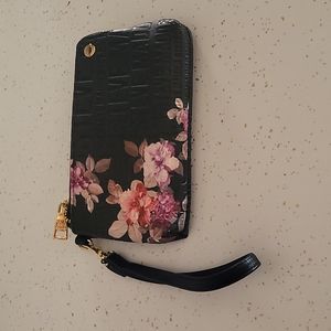 NWOT Steve Madden Wallet/ Wristlet